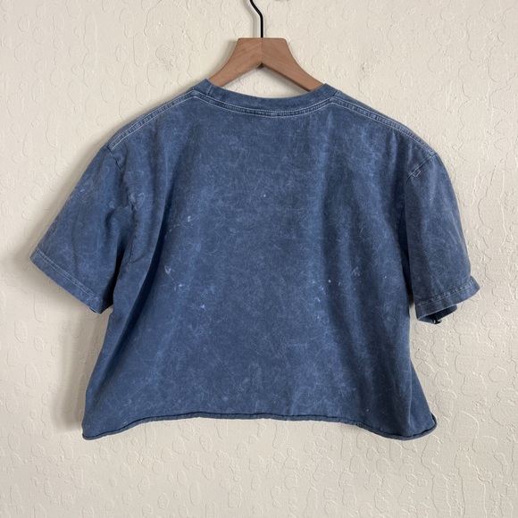 Bundle of 2 Social Culture Outdoor Graphic Cropped T-Shirts Medium Yosemite Wolf - Picture 4 of 8